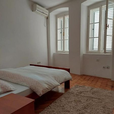 Apartment Agata Херцег-Нови Экстерьер фото