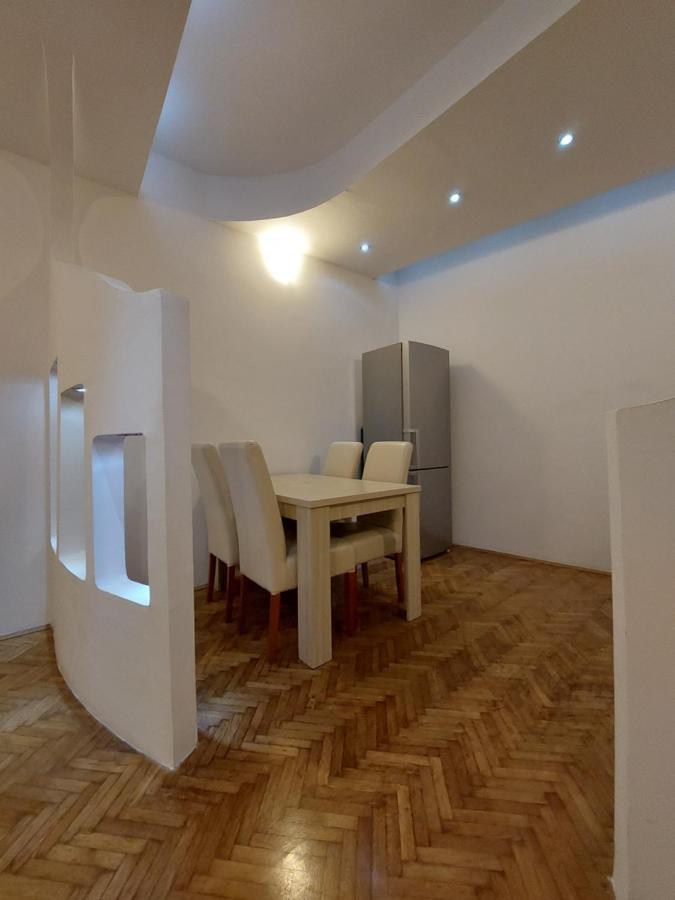 Apartment Agata Херцег-Нови Экстерьер фото